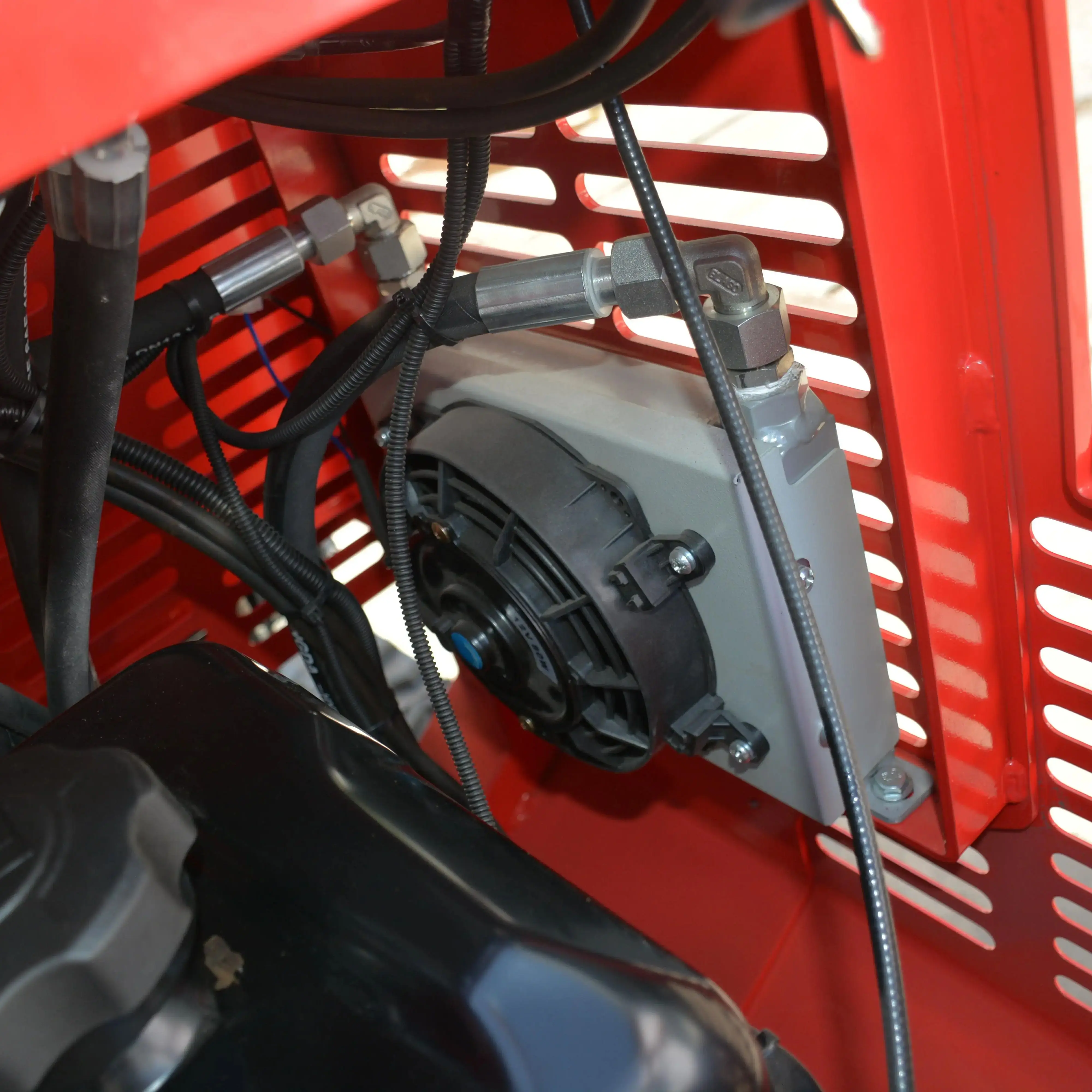 Howo Dump Truck dengan Pengoperasian Sederhana Dan Sertifikasi Ce Harga Jual Khusus Truk Tipper Tugas Berat untuk Konstruksi