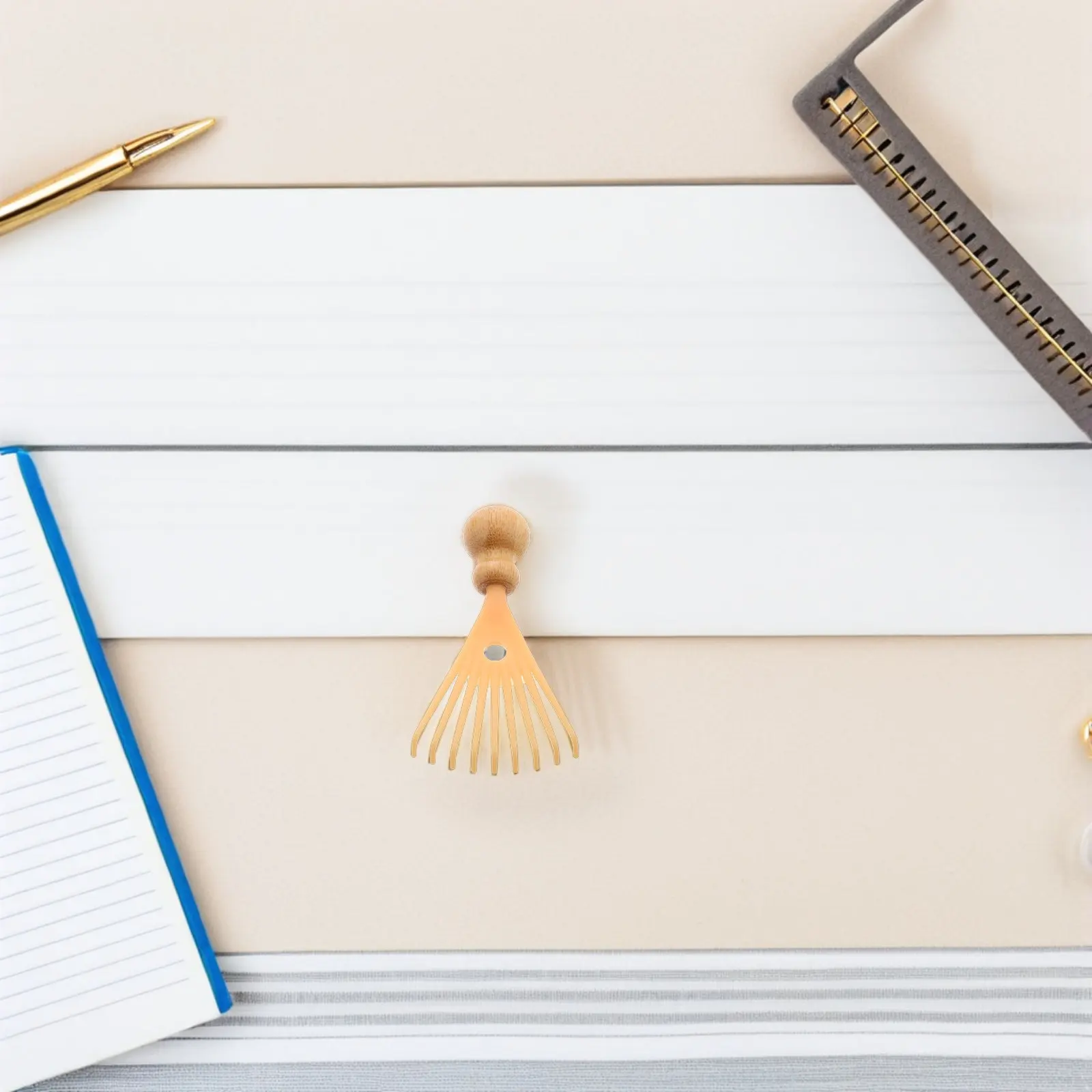 

Набор из 4 многофункциональных массажных расчесок для кожи головы, ручной массажер для мытья волос, инструмент для снятия стресса и улучшения сна