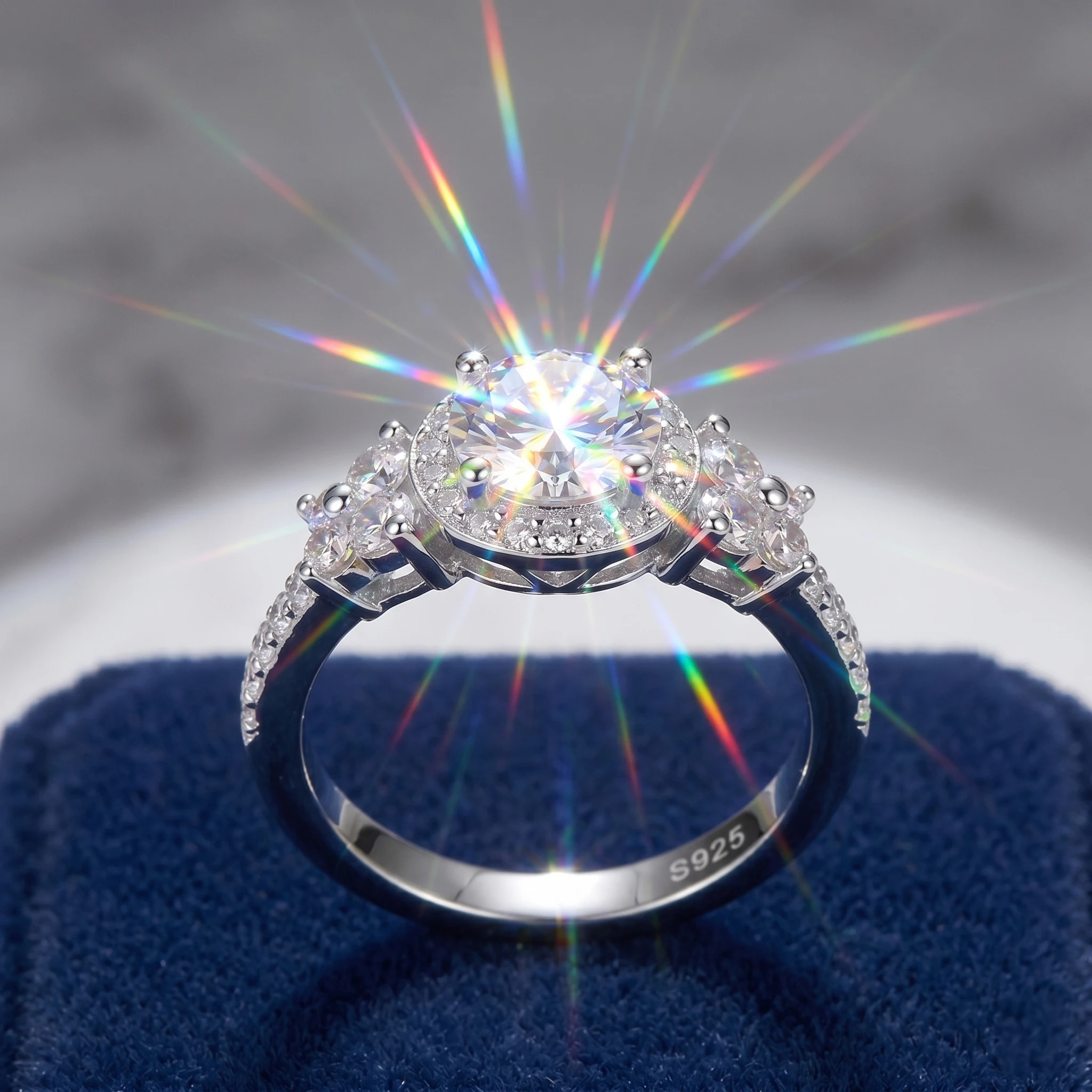 1ct Moissanite Engagement Ring in 925 Silver