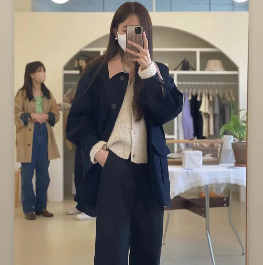 레트로 코듀로이 패치워크 루즈 워크웨어 슬레 자켓 아우터웨어 모던 무드 가을 시즌 여성 패션