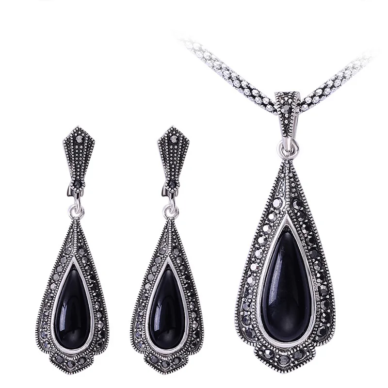 Ajojewel Brand Vintage Black Jewelry Sets For Women Water Drop Pendant Necklaces Earrings Set With Rhinestones