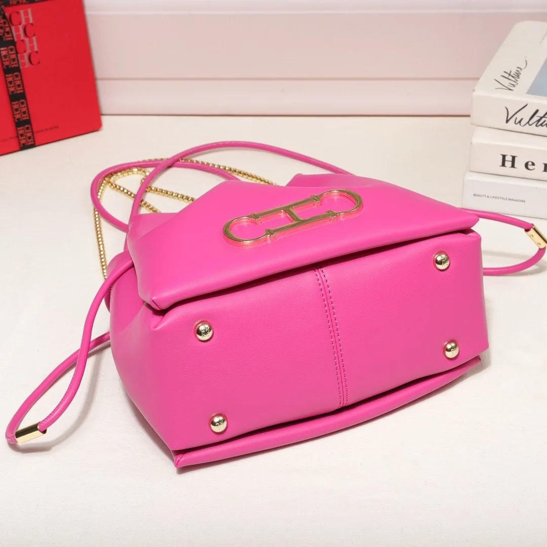 CH Modische Trendige Buchstaben-Bucket-Bag Pendler Casual Schulter-Umhängetasche Leichter Luxus Damenhandtasche – Detail 3