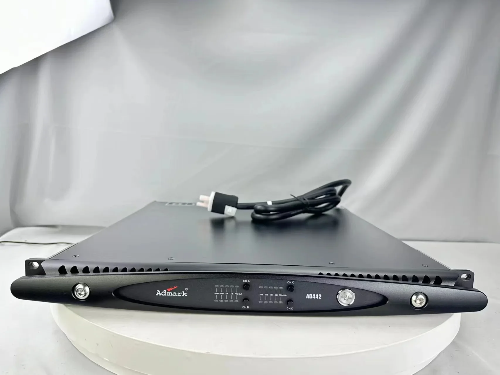 Admark AD60  amplifier with new face