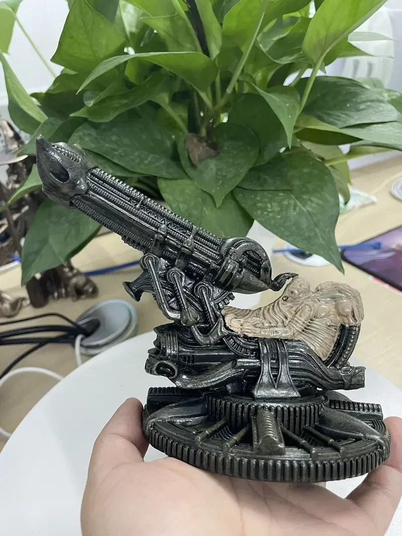 

H.R.Giger AVP Alien vs.Predator Prometheus Space Jockey Alien Artillery Action Figure Model Statue Resin Collection Toy