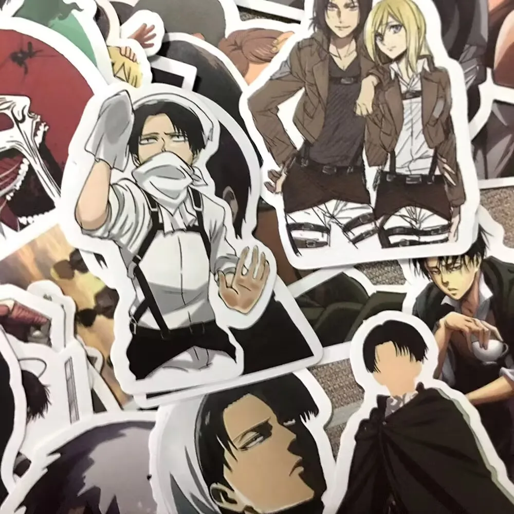 

120-наклейки с персонажами «Атака Титанов» доступны для чашек с водой, ноутбуков, чемоданов и водонепроницаемых наклеек на гитару.