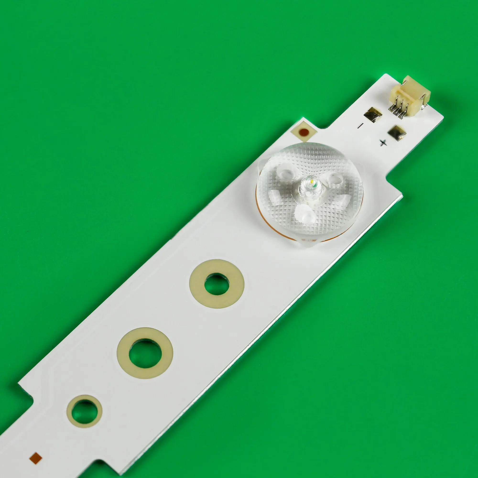 15 шт. 532 мм для светодиодной ленты подсветки, 5 ламп, 29 дюймов, LBUA-SDL320S1-S08E SW 29 3228 05 REV1.2 121019