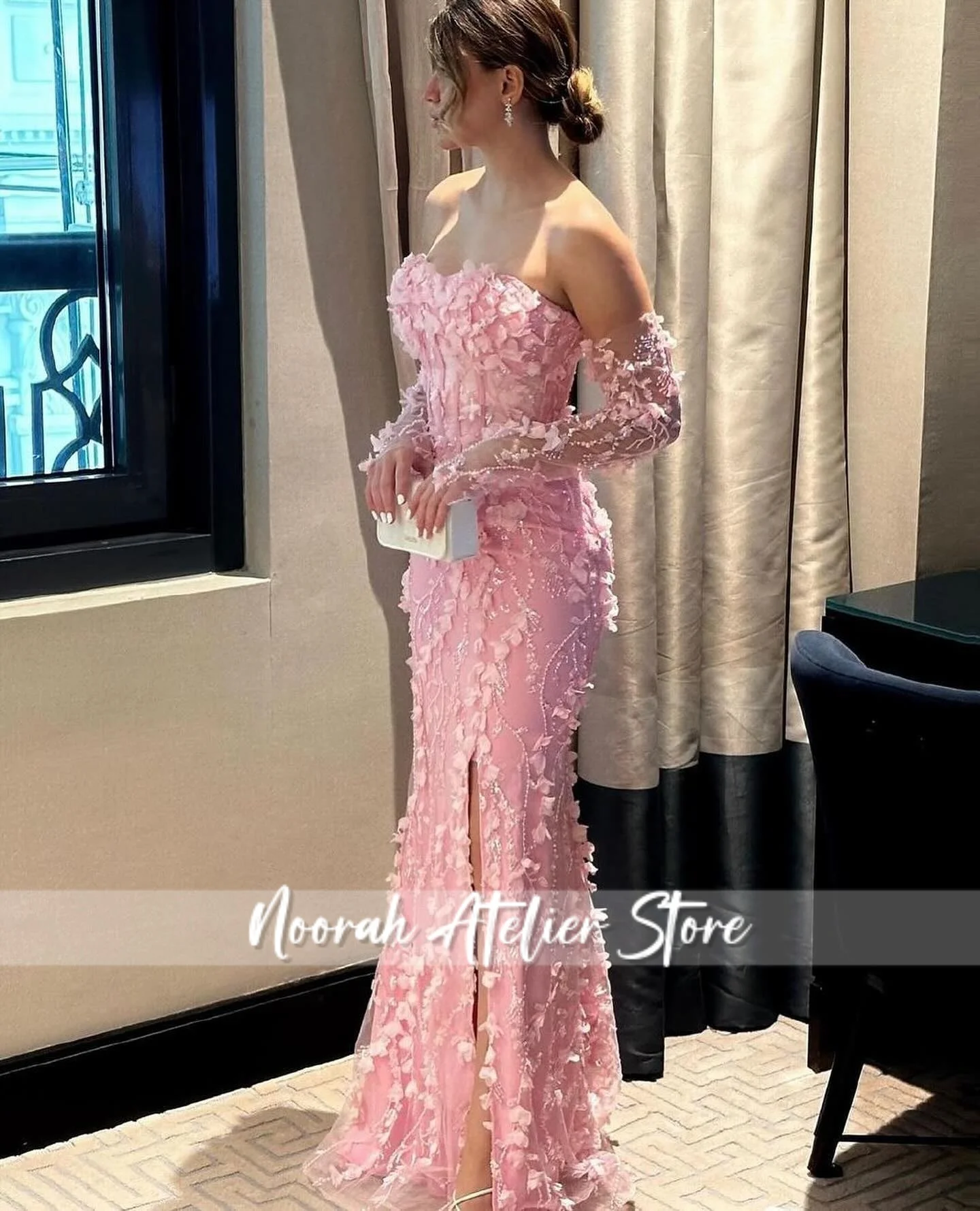 핑크 세련된 럭셔리 스팽글 3D 꽃 비즈 이브닝 드레스 슬릿 Tulle 잡초 드레스 사우디 아라비아 فساتين سهرة 2025 맞춤형