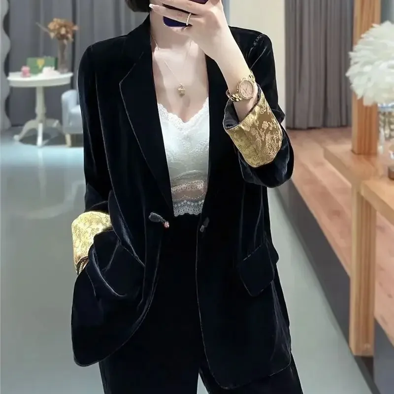 

Черная бархатная куртка высокого качества, женская корейская мода, универсальное тонкое женское пальто на пуговицах в стиле ретро, элитная атласная верхняя одежда