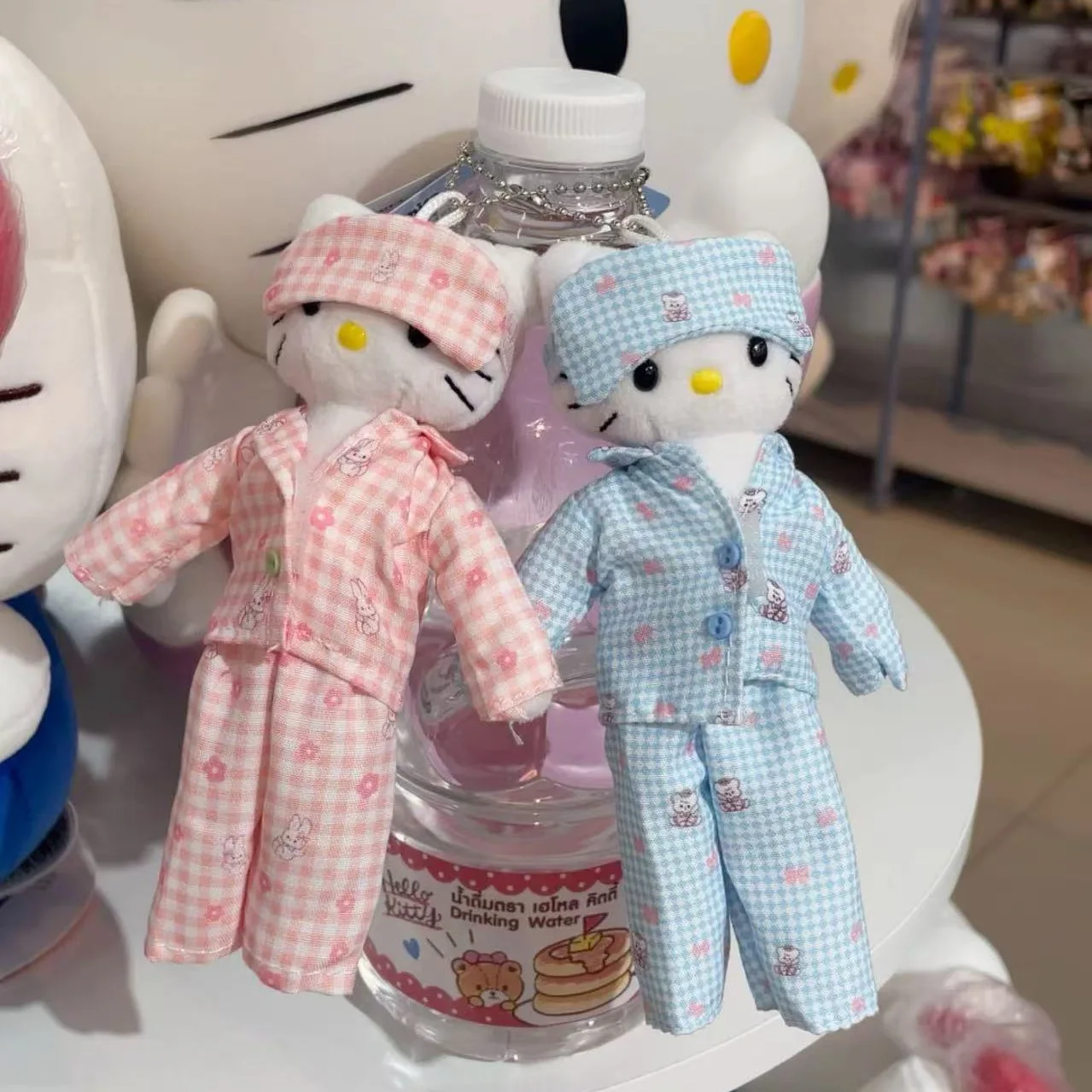 

White Skin Long Legs Hello Kitty Pajamas Dress Up Bag Pendant Plush Doll Girl Sweet Princess Kawaii Keychain Decoration Gift