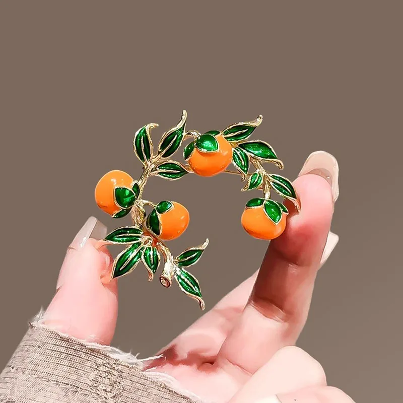 Retro Chinese Style Persimmon Ruyi Brooch Fashionable High-end Persimmon Flower Wreath Corsage Clothing Accessories Gifts