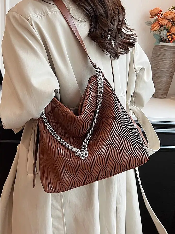 

Casual Pleated Large Capacity Bag For Women 2025 New Autumn Versatile Crossbody Bag Popular Shoulder Underarm Bucket Totes Bag