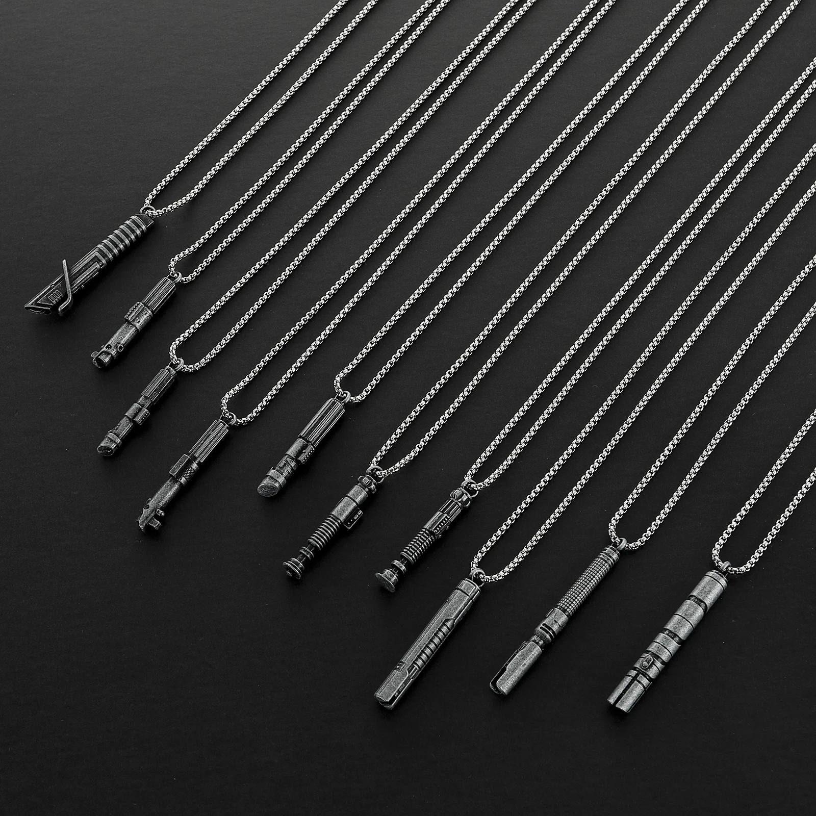 DamienSaber Lightsaber Simulation Metal Necklace