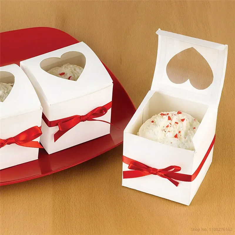 50pcs/lot White Cardboard Cupcake Boxes with Heart Clear Cut Window Wholesale Cookie Baking Packing Gift Box for Party Favors