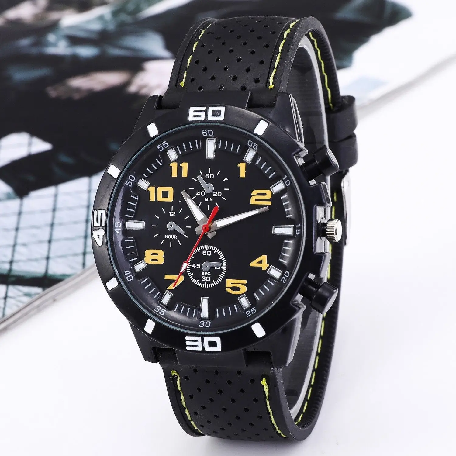 Fashion Car Line Men's Quartz Watch Casual Fashion Watch Men's Watch