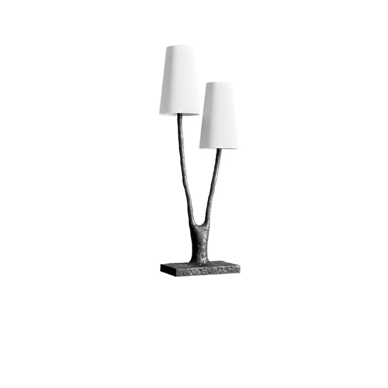 Simple atmosphere floor lamp, retro villa living room sofa side lamp