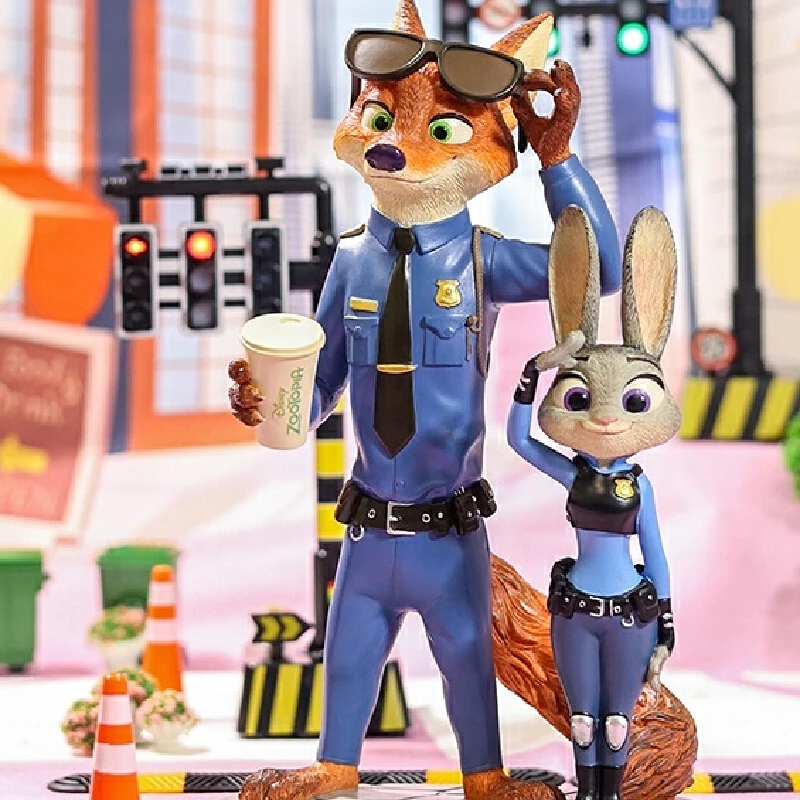 

Genuine Disney Zootopia Judy And Nick Anime Figure Cartoon Cute Dolls Statue Model Ornament Birthday Gift Trend Collection Toy