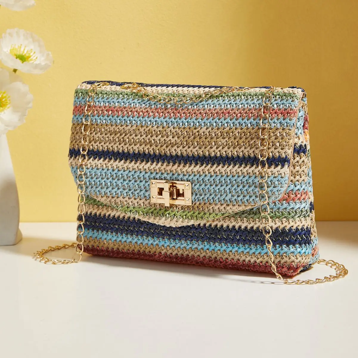 2024 Fashion Women's Crossbody Bag Grass Woven Women's Bag Lock Buckle Closed Simple Small Square Bag Casual Purses and Handbags