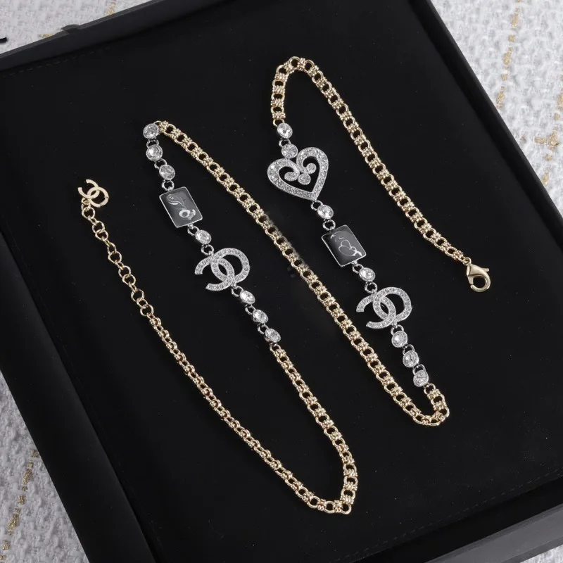 xiaoxiangfeng-chaine-de-pull-a-la-mode-empilable-portant-un-long-collier-femme-niche-design-sens-lettres-personnalisees-complet-diamo