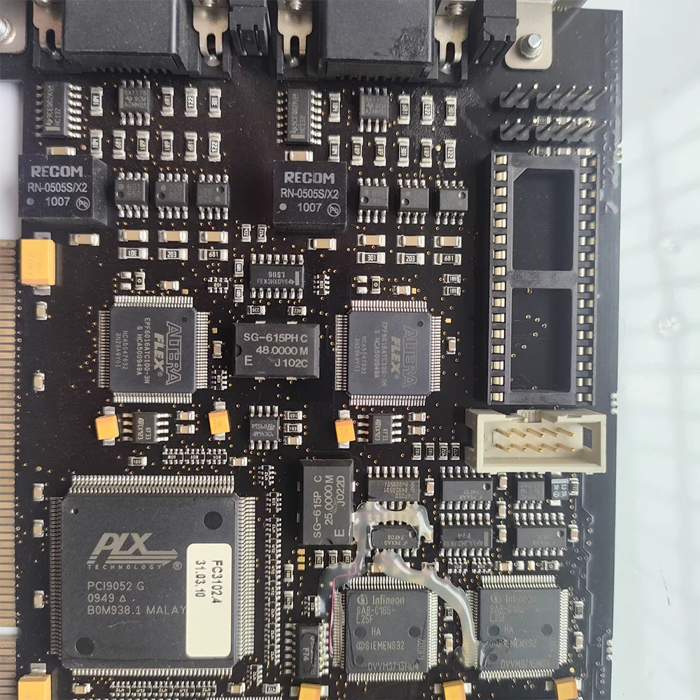 FC3102-0000  32-bit PCI 2.2 1500VDC  0～24VDC