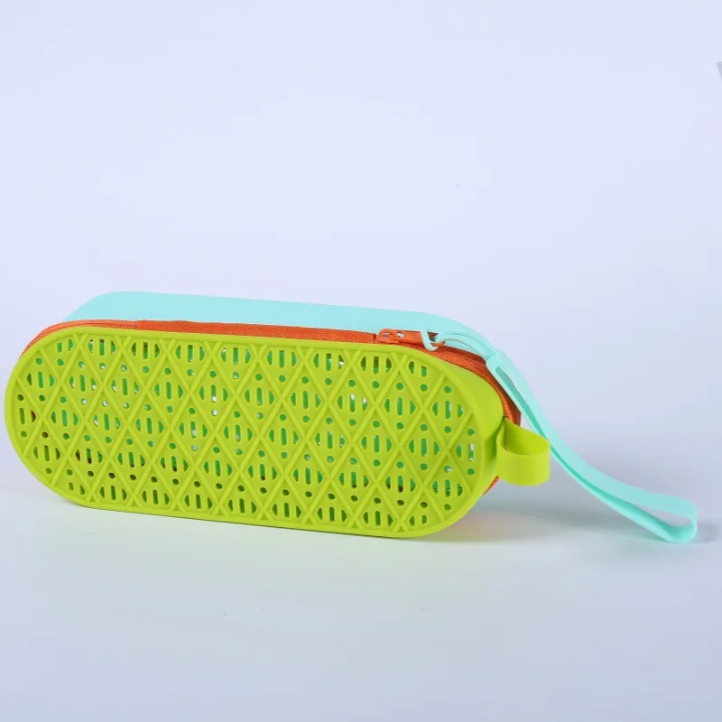 Schwimmbrillenetui für Schwimmbrillen, Silikon-Schutzhüllen mit Ablaufloch für Brillen mit großem Fassungsvermögen – Detail 7