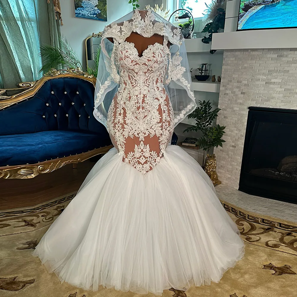 

Customized Princess Wedding Dresses For Bride Spaghetti Straps Applqiue Lace Bridal Gowns With Veil Vestido De Noiva