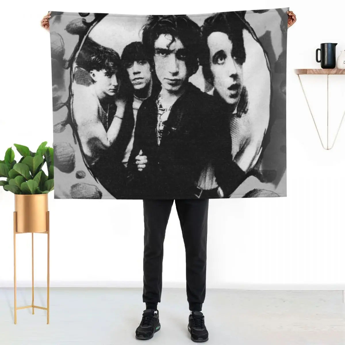 inhaler band Throw Blanket Fashion Sofas Furry Luxury Thicken halloween Decoratives Luxury Designer Blankets