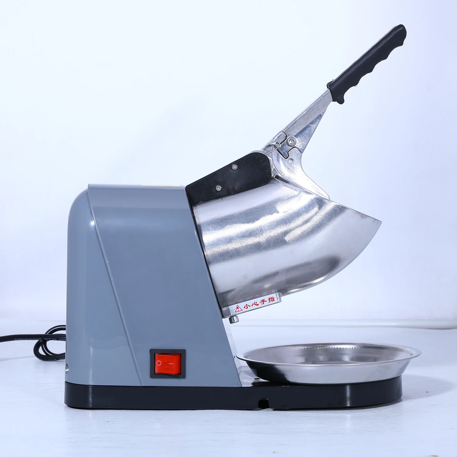 OEM Customized  Multifunctional Electric Ice Shaver Machine Professional Ice Crushers  for Homeuse