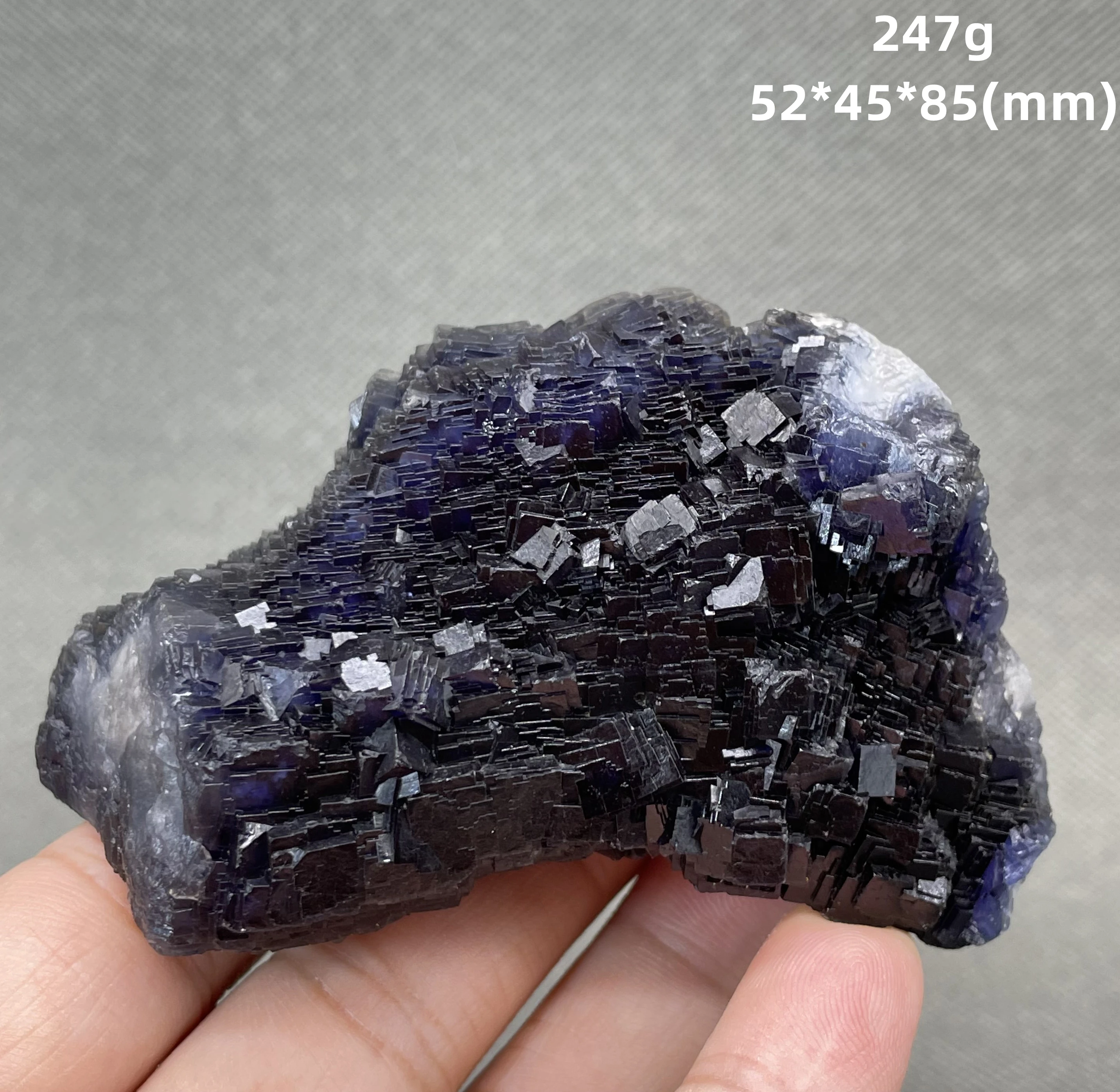 NEW! 247g Natural Pakistan fluorescence dark blue Stepped shape  rose fluorite mineral specimens Stones and crystals