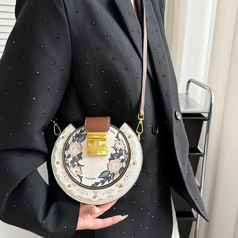 

Lawaia Womens Crossbody Bag PU 15cm Cross Body Bags Small Crossbodybag for Woman Chic Trendy Handbag 1pc Sling Bag