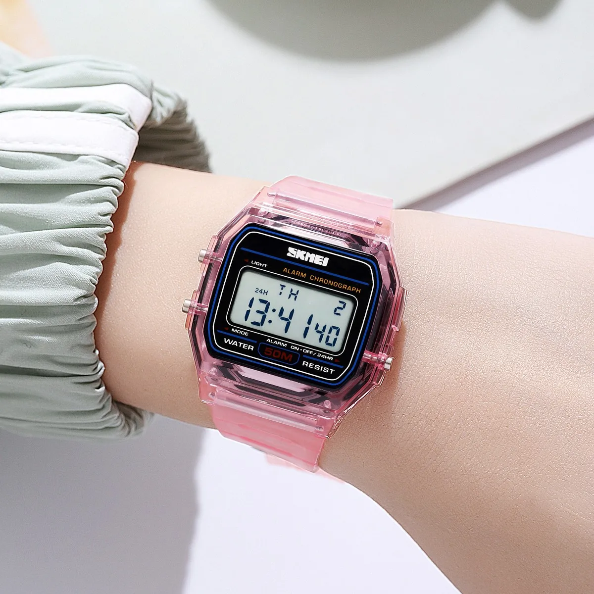 SKMEI повседневные цифровые женские спортивные часы с хронографом, модные водонепроницаемые наручные часы с ремешком из ТПУ для женщин, женский будильник Relogio Feminino