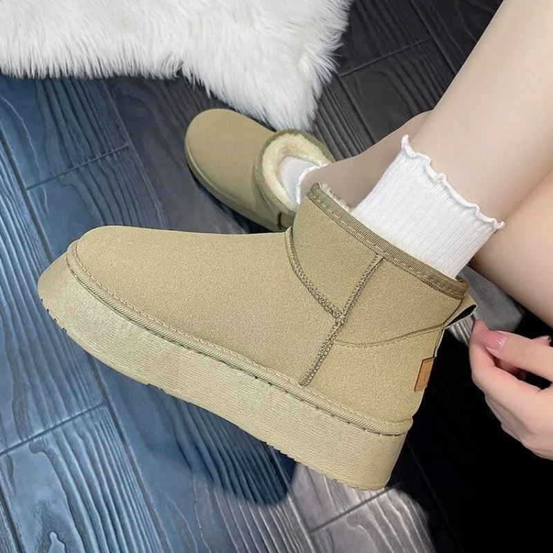 2024 New Classic Thickened Pile Women's Snow Boots Comfortable Warm Ankle Boots Women's Winter Women's Shoes with Thick Soles