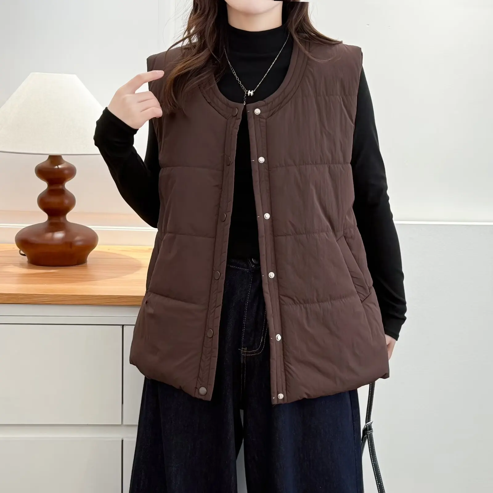 

XXXXL Fashion Plus Size Women's Parkas Versatile Lightweight Padded Vest New Warm Waistcoat For Autumn And Winter Inner Top 690