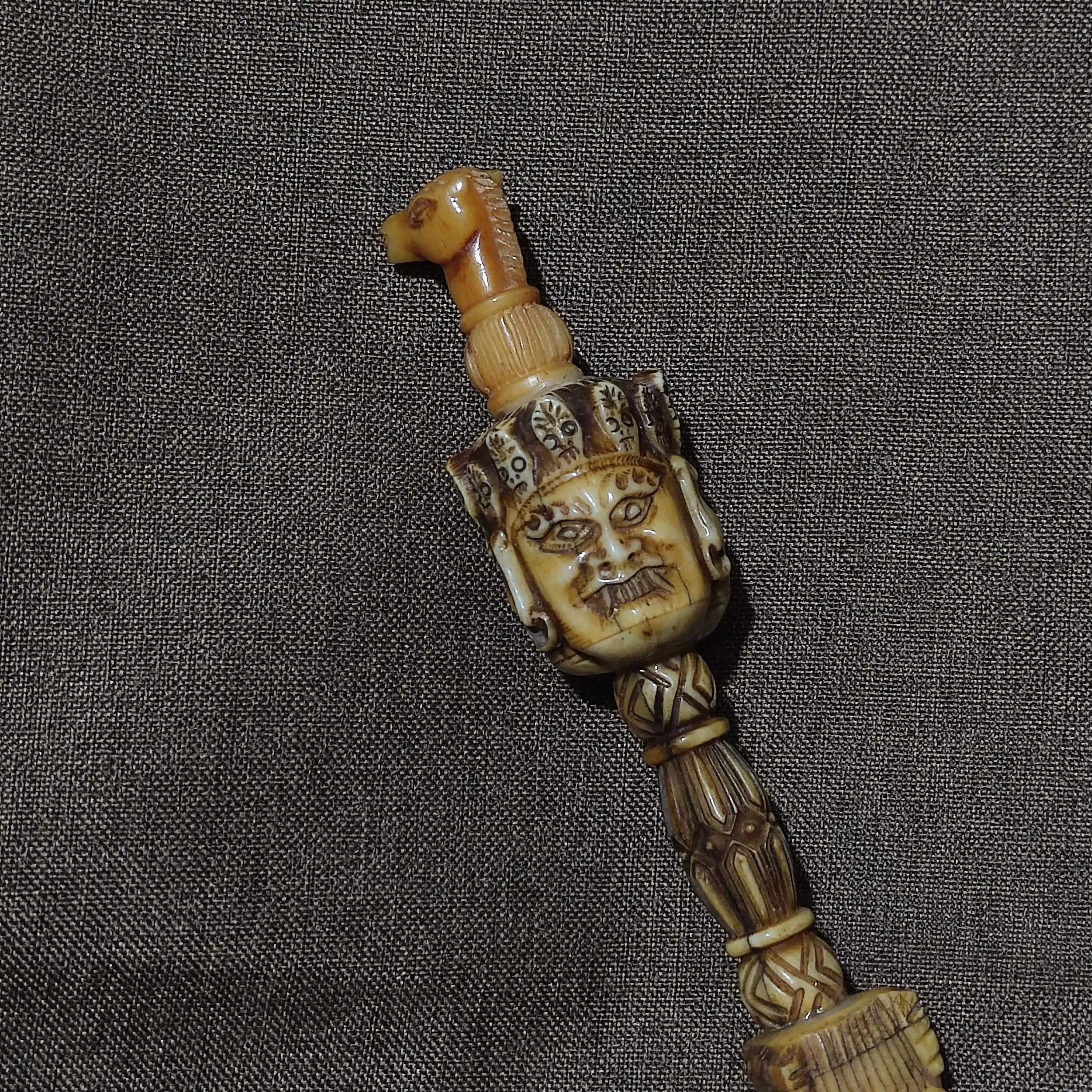 Hand-carved ox bone horse-head ritual implements, small household ornaments, Mingwang Jue Vajra