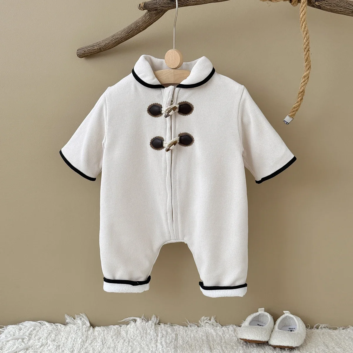 

Corduroy Simple Knitted Lapel Baby Jumpsuit Winter Newborn Baby Girl Boys Long Sleeved Zipper Crawling Suit