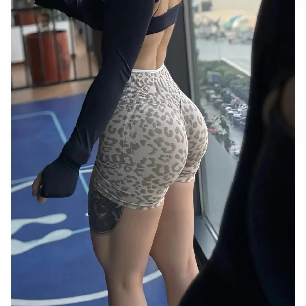 High Waist Sculpt Scrunch Shorts for Women Quick-Drying Sexy Peach Yoga Pants Running Sports Fitness Three-Point Design