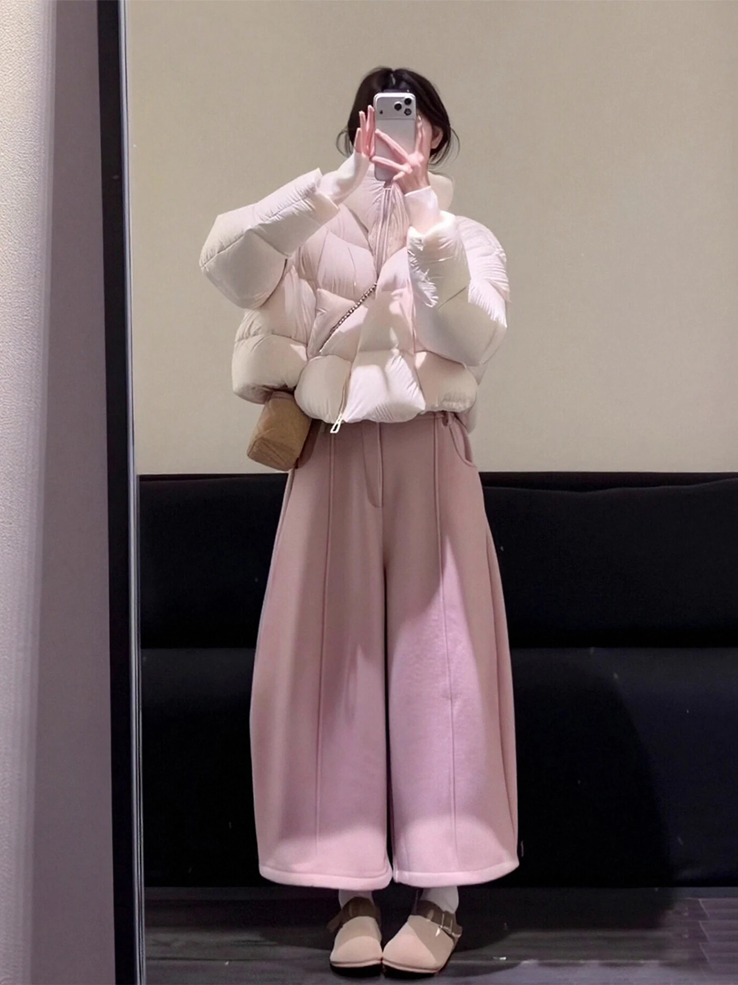 

Зимний модный комплект: утепленная хлопковая куртка и брюки с широкими штанинами в корейском стиле для женщин, большие размеры, теплая повседневная одежда