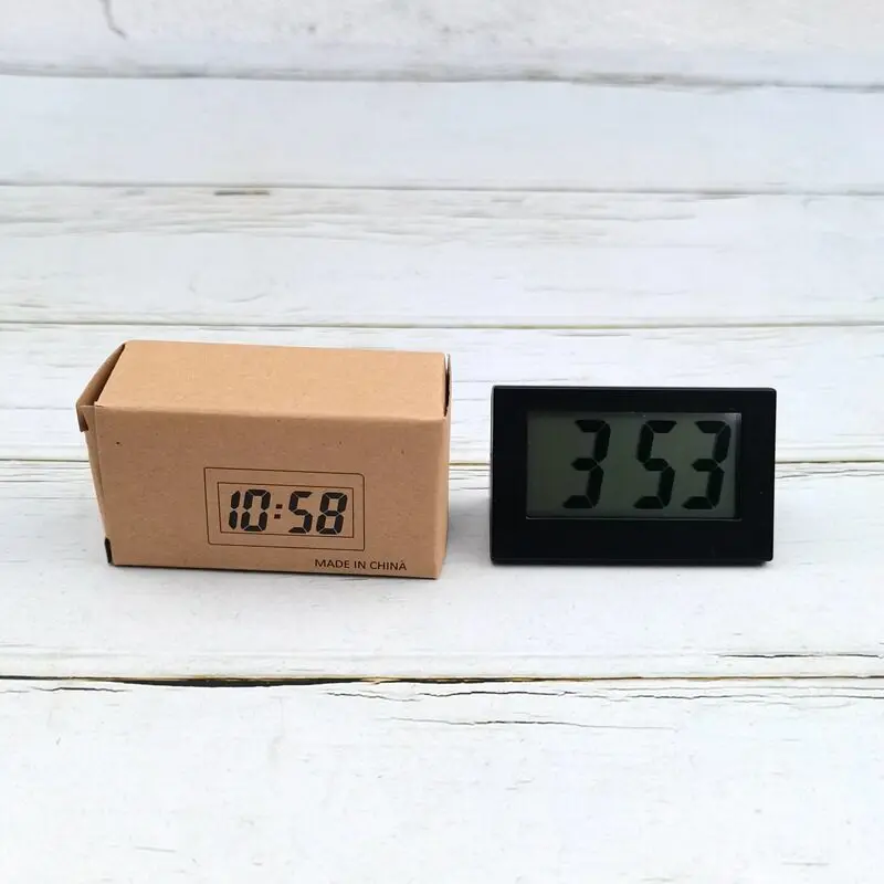 Petite Horloge Numérique De Voyage - Affichage LED Clair, Format Mini (5,5 X 2,5 X 3 Cm), Pile Incluse - Pour Bureau, Chambre, Cuisine