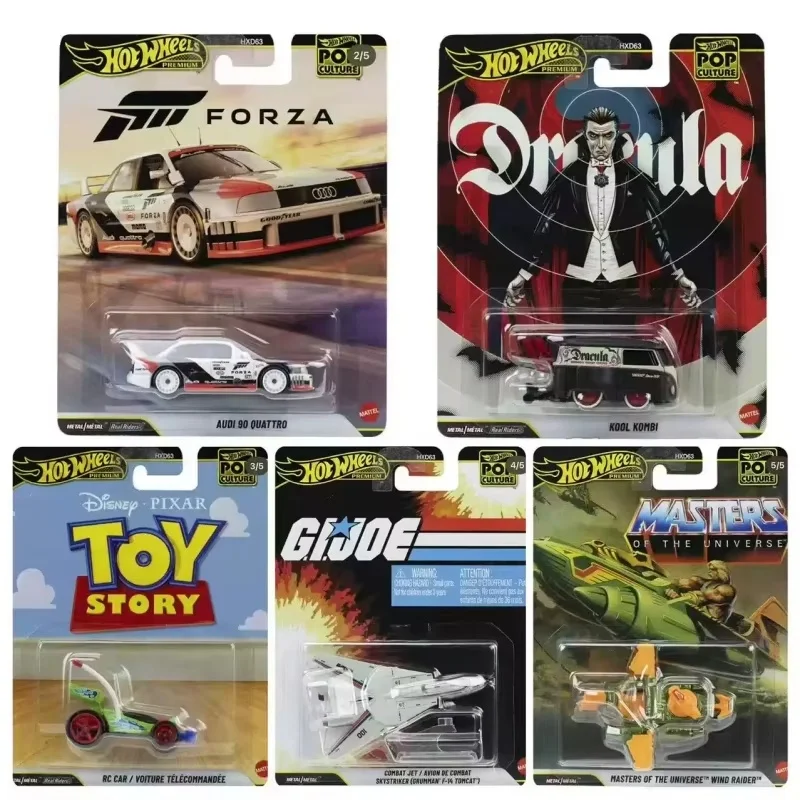 Hot Wheels Premium Pop Culture HXD63 1:64 Coche de Juguete de Metal Fundido a Presión, Modelos de Toy Story, Forza, Audi, Batman, Kool Kombi, Vehículo Coleccionable, Regalo