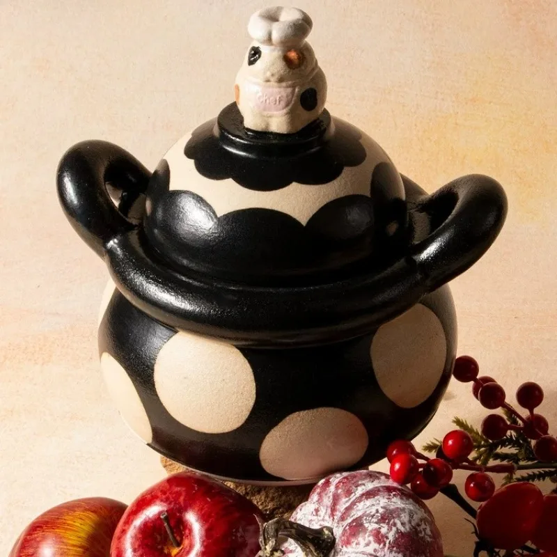 Handmade cute casserole, soil pot, household cooking rice, soup pot, porridge, rice, open flame, high temperature resistance