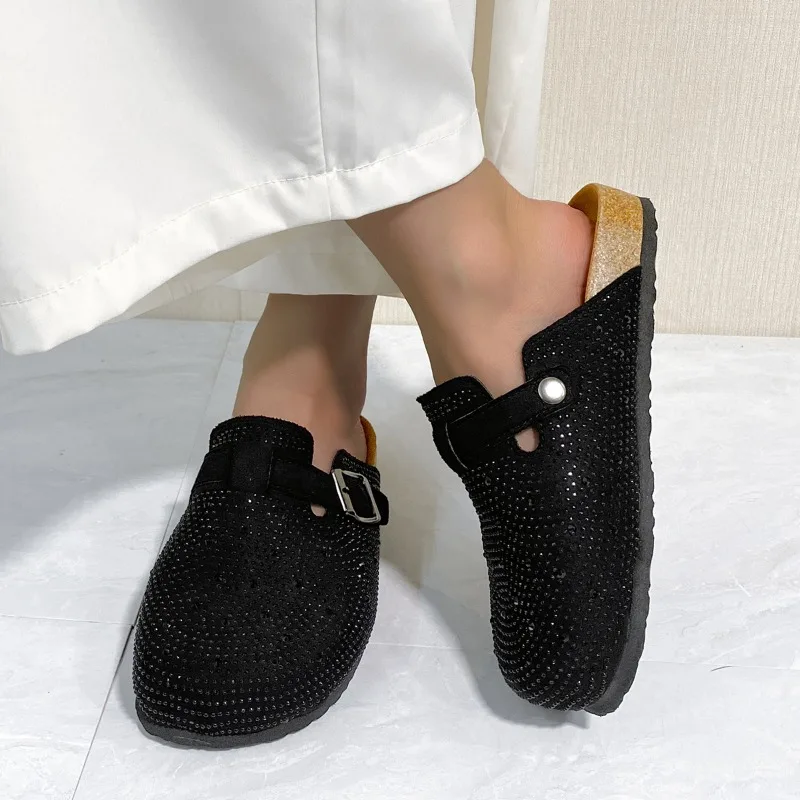 

2025 New Closed Toe Women's Slippers Fashion Crystal Outdoor Casual Belt Buckle Best Seller Plus Size Comfortable Flat Slippers