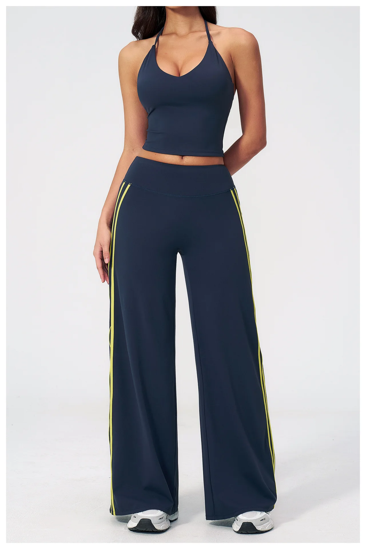 Size chart and fit details