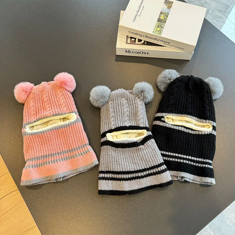 Baby winter hat ear protection face protection children's hat bib all-in-one plush thickened windproof hairball knitted hat cute