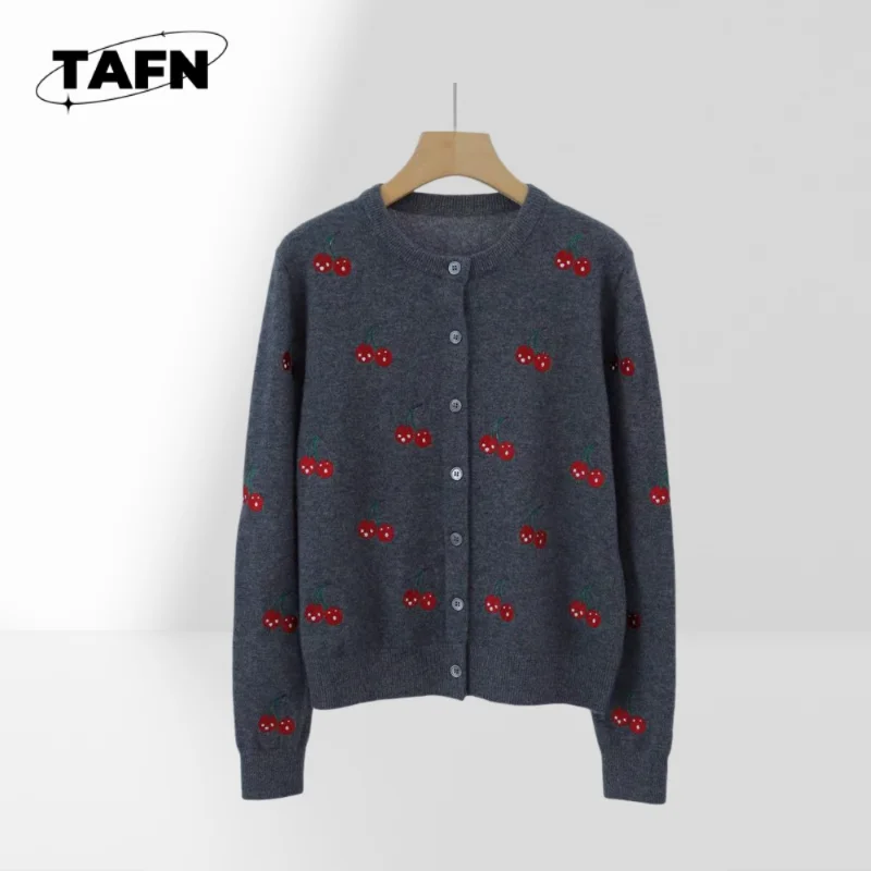 여성용 빈티지 스타일 캐시미어 가디건 – 캐주얼한 분위기에 럭셔리한 따뜻함, 2025년 AJ1518 캐주얼한 편안함을 위한 우아한 디자인