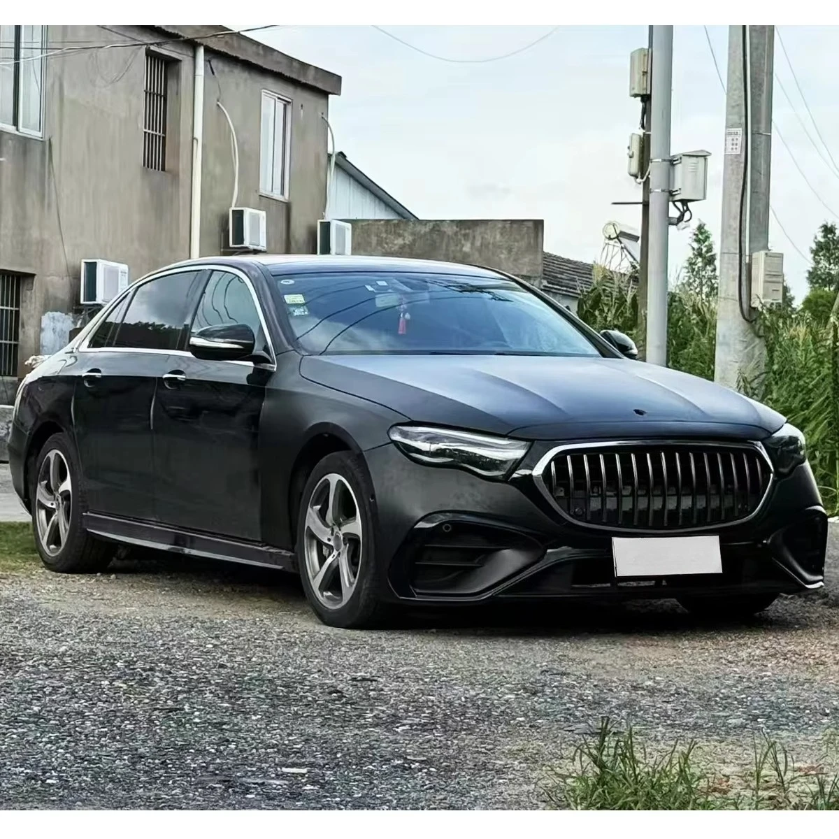 High Performance and Price Bumpers Body Kit for E Class W213 2016-2019 Conversion to 2025 W214 E53
