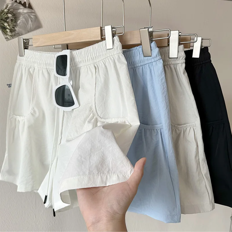 Casual Bottoms Shorts High Waist Solid Thin Ice Silk Wide-leg Big Pocket Five-point Petal shorts Lady Beach Outfits Short Pants