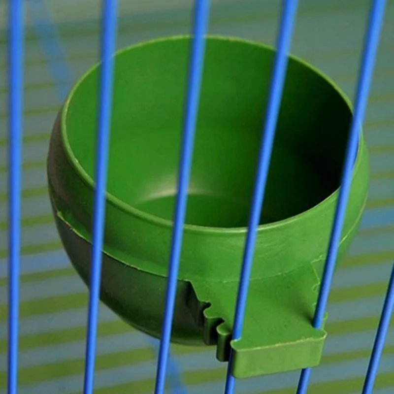 3Pcs/Set Green Plastic Parrot Mini Food Water Bowl Feeder Plastic Birds Pigeons Cage Sand Cup Feeding Tool Accessory