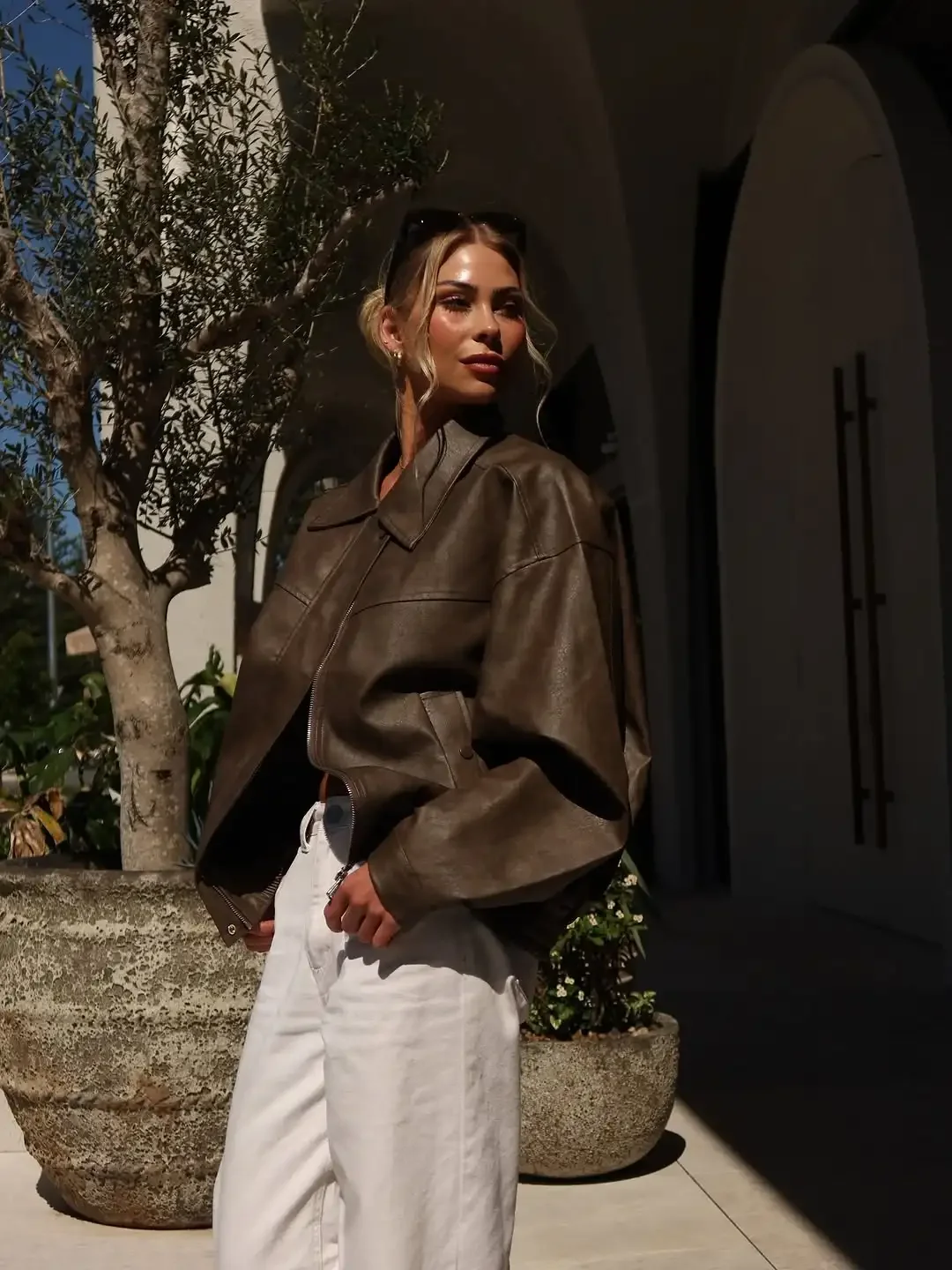 Fashion Women Leather Short Jacket Chic Lapel Zipper Pocket Loose Outerwear 2025 Casual New Lady Autumn Daily High Street Jacket