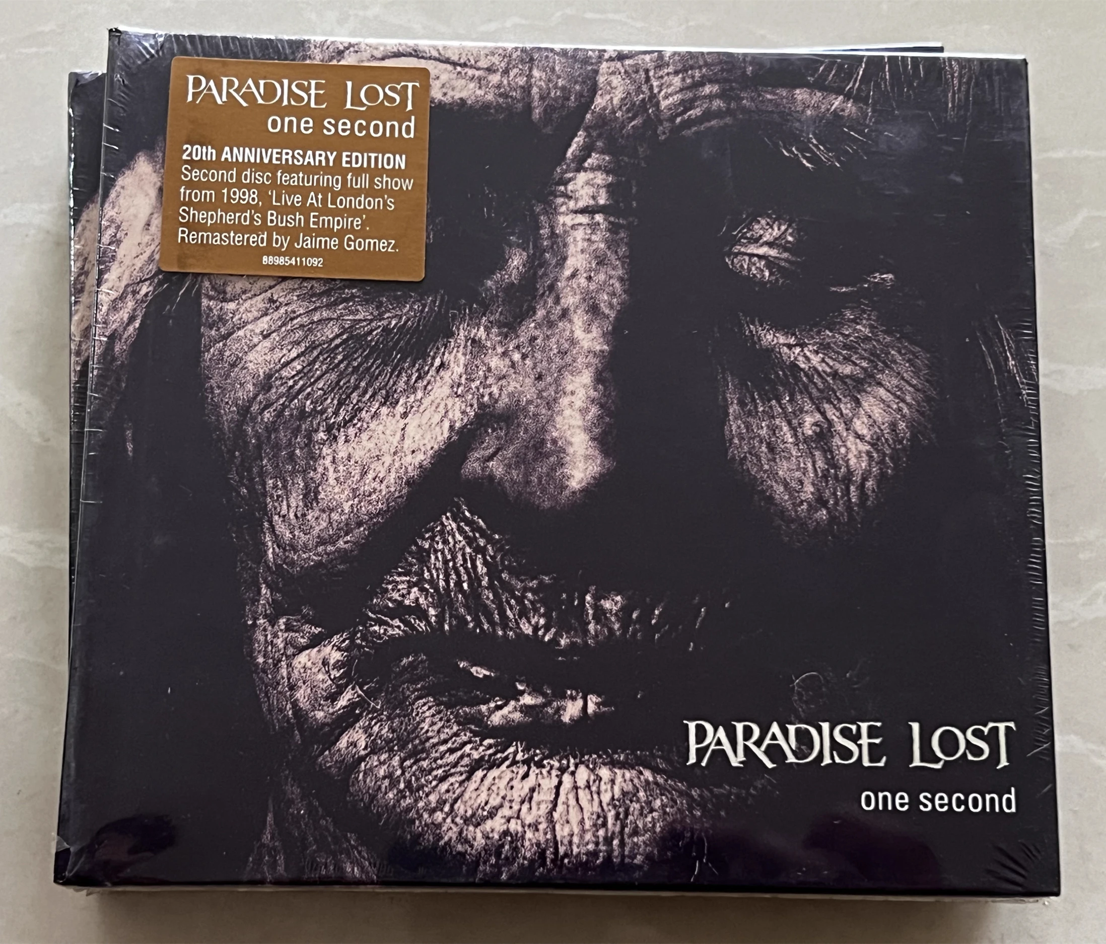 

Rock Paradise Lost Nick Holmes Music CD One Second Album Another Day 2pcs Music Record Cosplay Walkman Car Soundtracks Box Gift