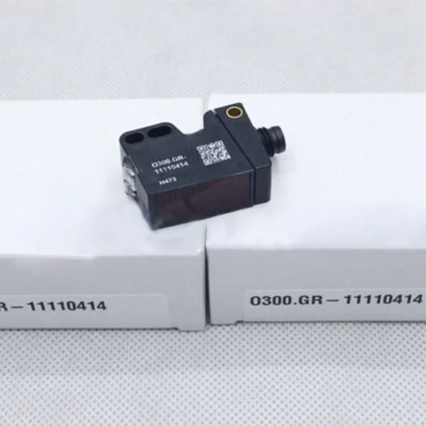 

0300gr-11110414 O300gr-11110414 1 шт. фотоэлектрический датчик совершенно новый оригинальный точечный Plc