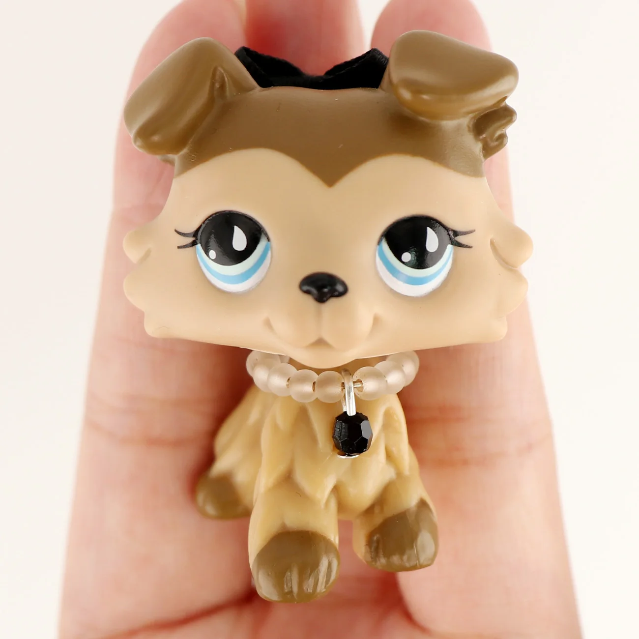 LPS Mini Pet Shop Collie With a Bow Spaniel Collectable Toy Cute Children's Toys Parent-Child Interactive Toys Dress-up Toys